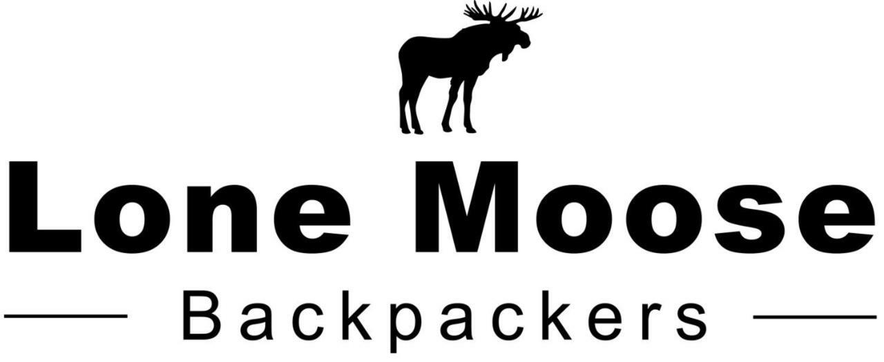 蒂阿瑙湖 Lone Moose Backpackers旅舍 外观 照片